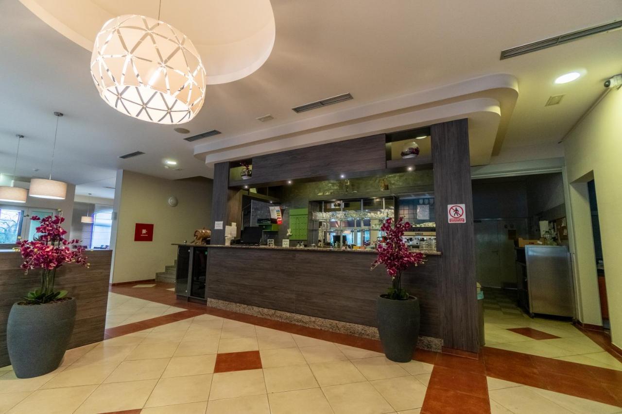Hotel & Restaurant Babic Vranovaca Eksteriør billede