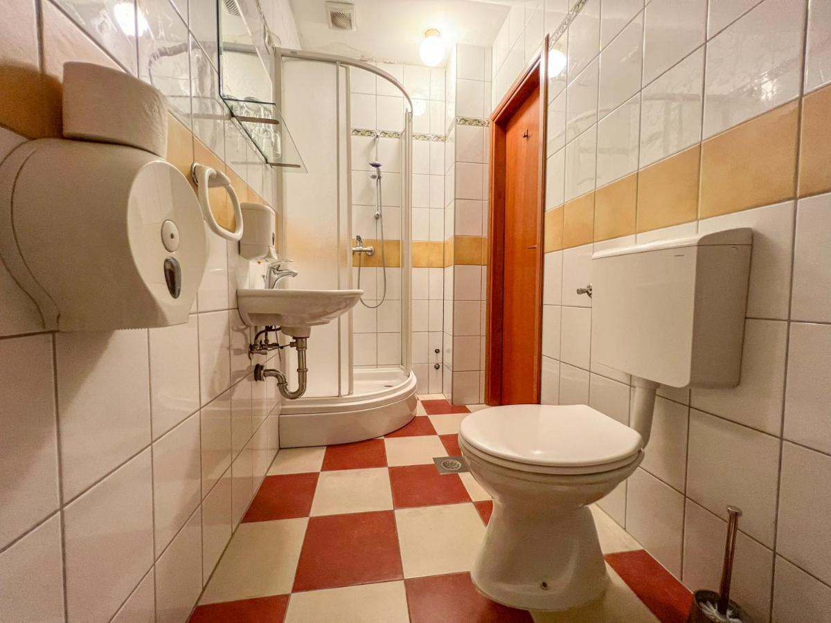 Hotel & Restaurant Babic Vranovaca Eksteriør billede