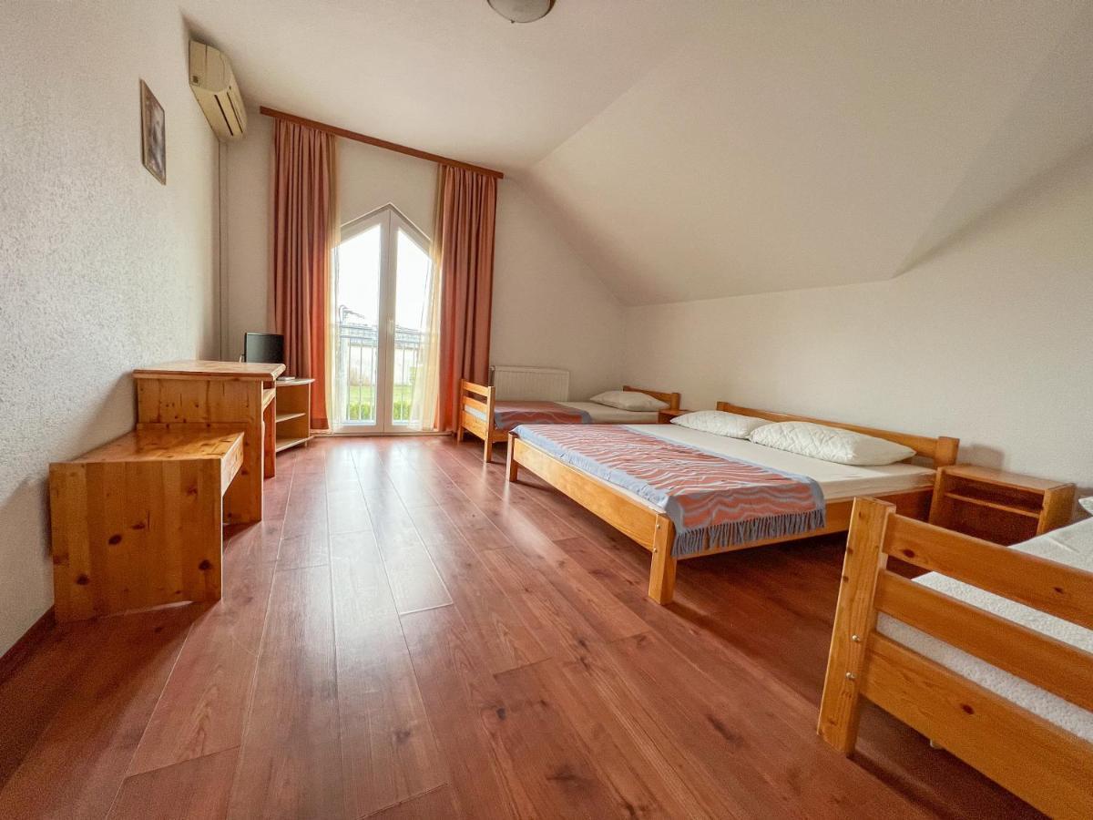 Hotel & Restaurant Babic Vranovaca Eksteriør billede