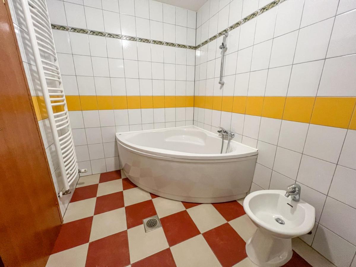 Hotel & Restaurant Babic Vranovaca Eksteriør billede