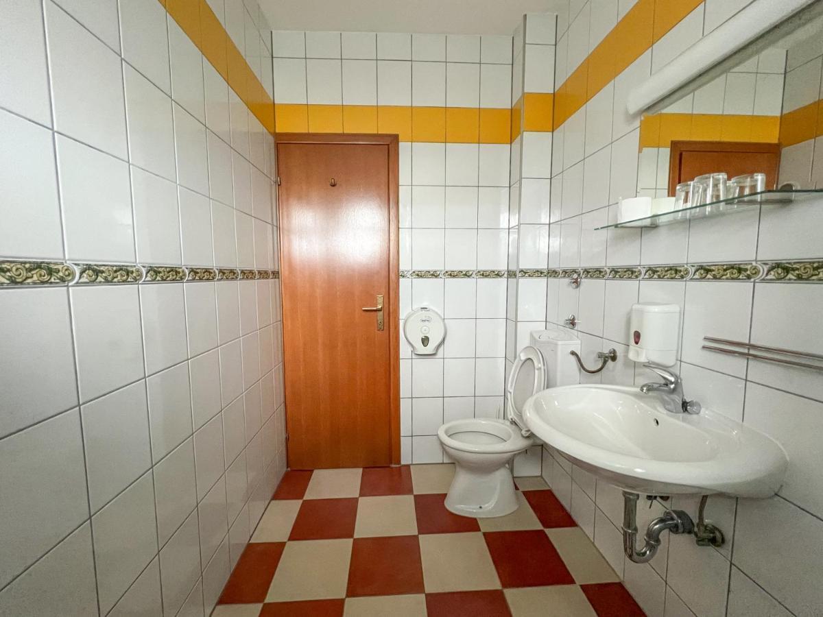 Hotel & Restaurant Babic Vranovaca Eksteriør billede