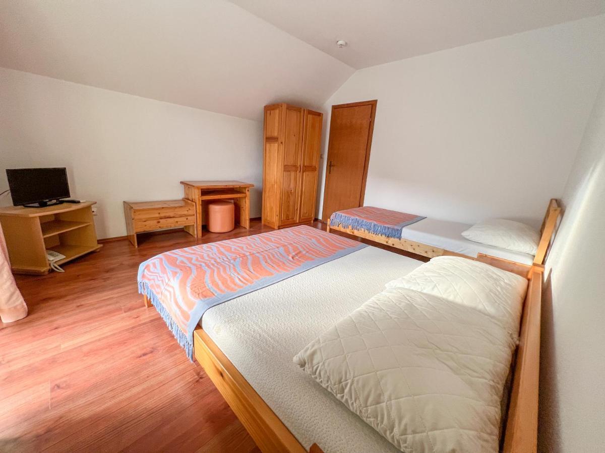 Hotel & Restaurant Babic Vranovaca Eksteriør billede