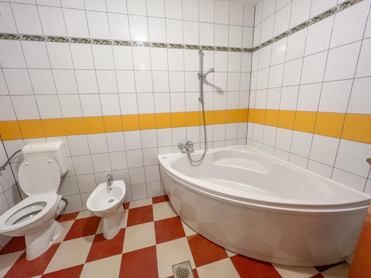 Hotel & Restaurant Babic Vranovaca Eksteriør billede